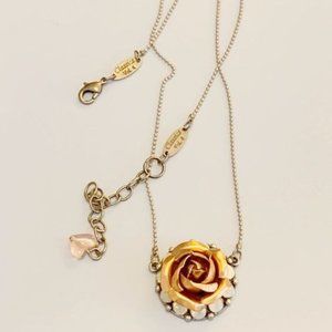 Sabika Devoted Rose Necklace